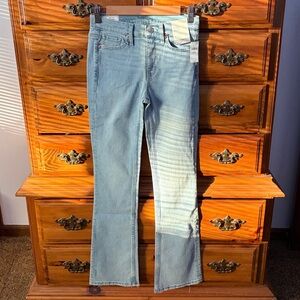 GAP Baby Boot Mid-Rise Jean in Light Indigo size 25R NWT